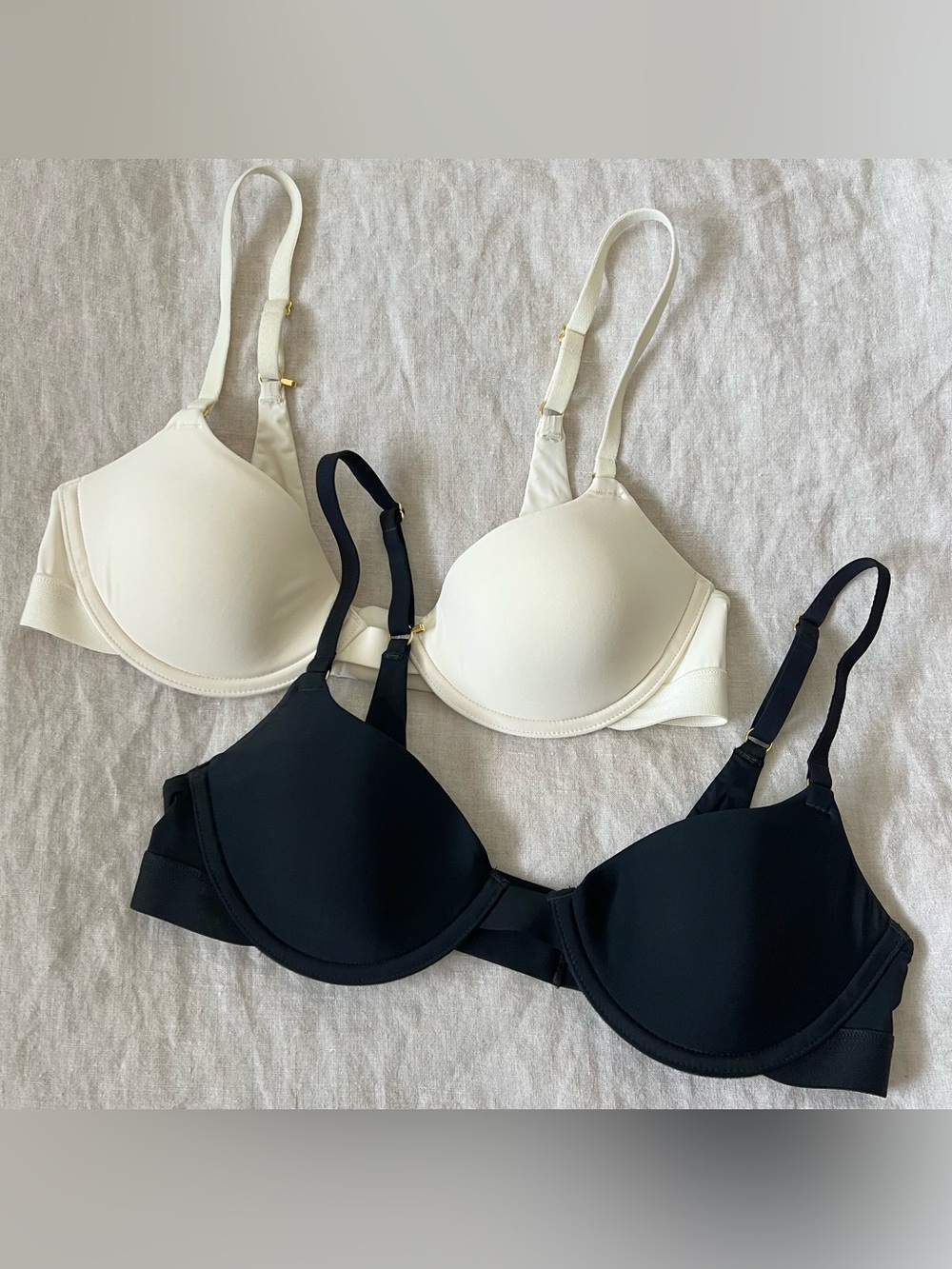 Set of 2 Pepper Bras
